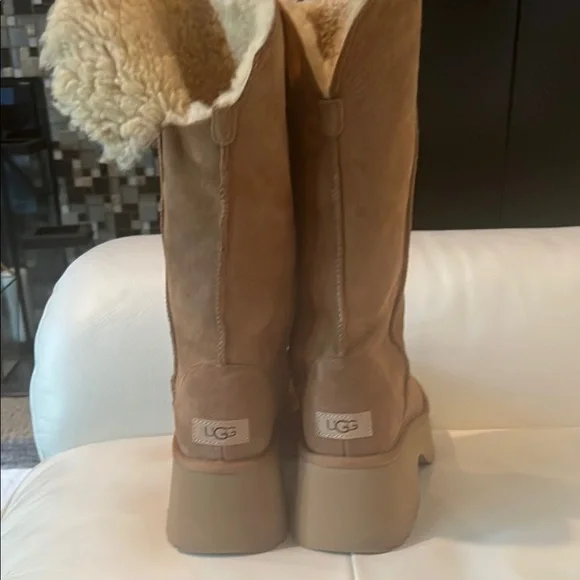 UGG Classic New Heights Cuffable Boot  Tan Size 9 - Picture 3 of 10